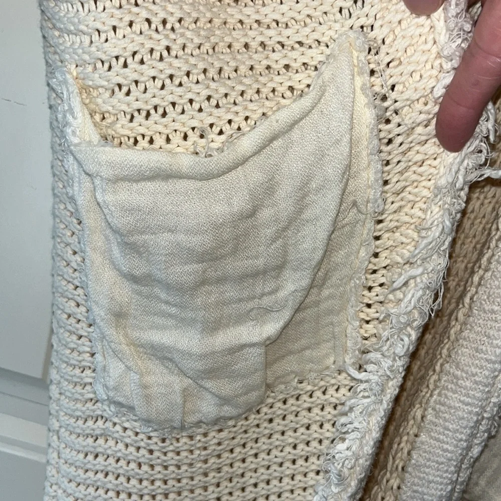 Ivory/cream Free People long line wouldn’t it be nice fringe cardigan cotton S